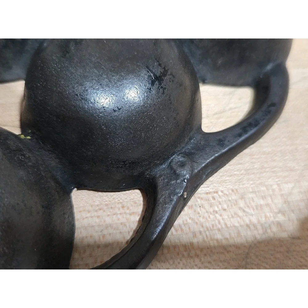 Vintage Early Pre Griswold ERIE No 9 Cast Iron Golf Ball Gem‎ Baking Pan